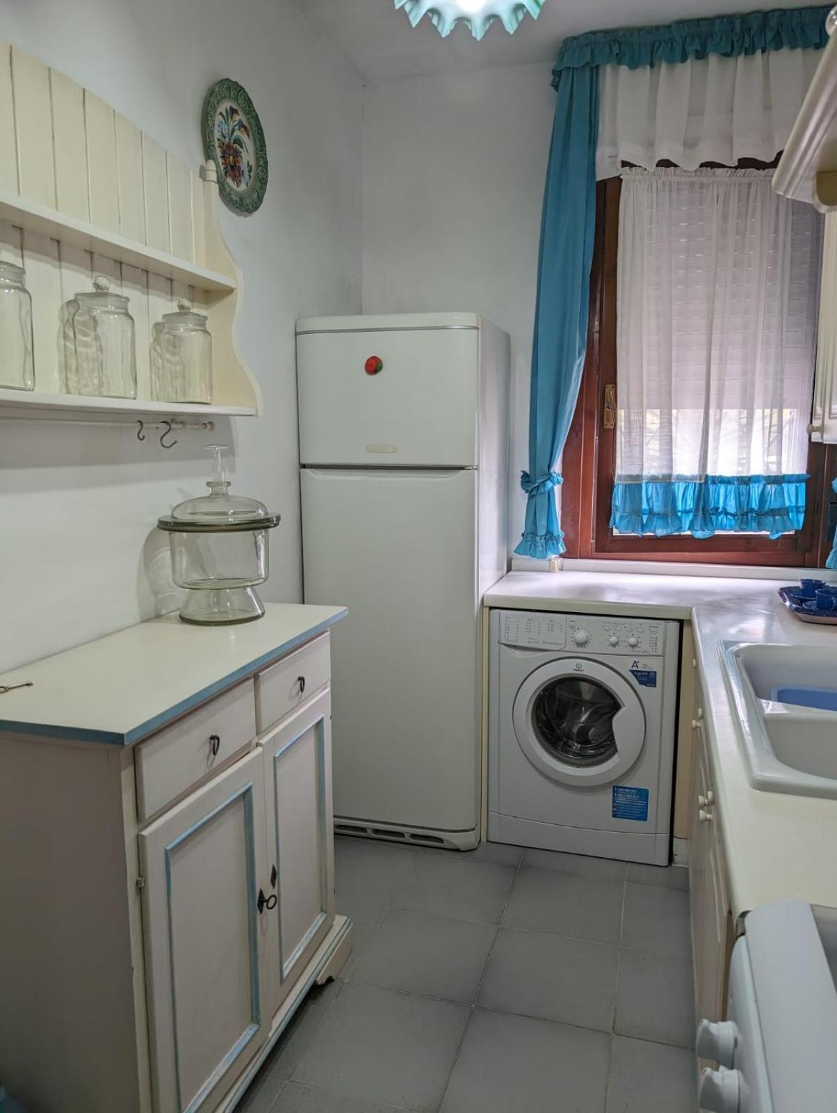 Sistershouse Appartement Casal Palocco Buitenkant foto